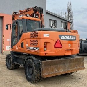 foto 15t excavator Doosan DX140